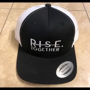 Rachel Hollis RISE Together hat